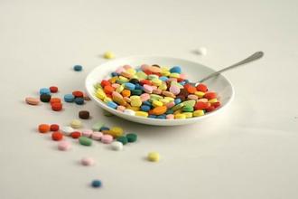 药用辅料市场规模增长，增长快率较快