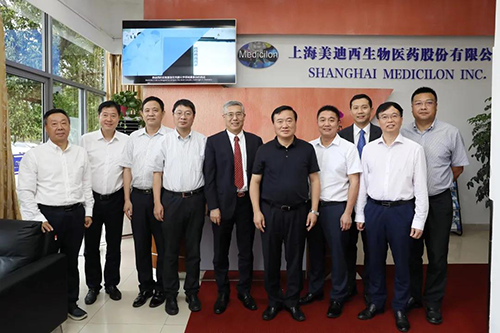 区辅导彭崧、唐石青参与调研